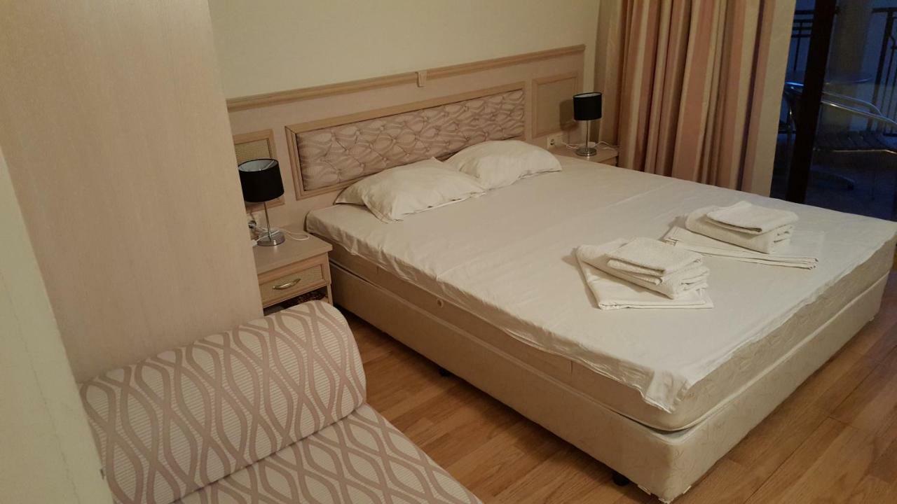 Bendita Mare Family Apartments Golden Sands Exterior photo